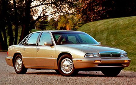 Обзор автомобиля Buick Regal девяностых годов