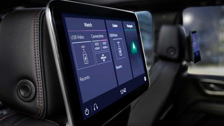 Chevrolet Tahoe 2021 года - панель управления
