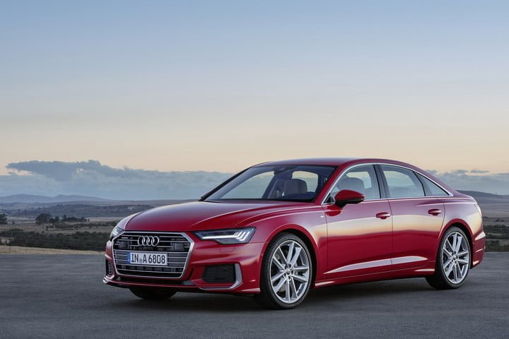 красная Audi A6 2019 года - вид сбоку